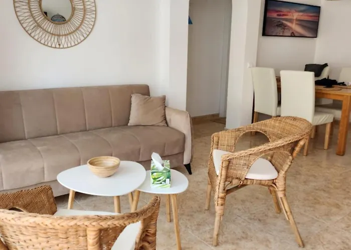 Agnes ラ・マンガ・デル・マール・メノール